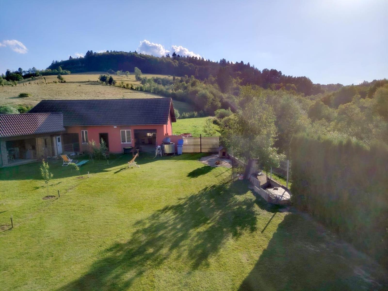 Pensiunea Floro Întorsura Buzăului Exterior foto